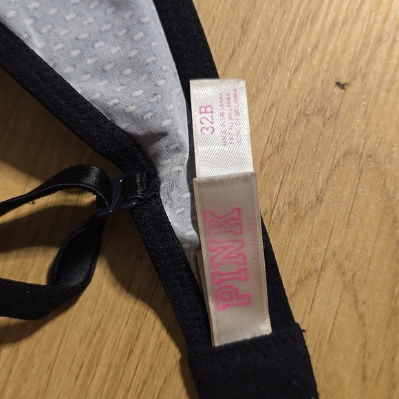 Victoria's Secret PINK Push Up Bra Black White Polka Dot Logo 32B - Picture 2 of 2